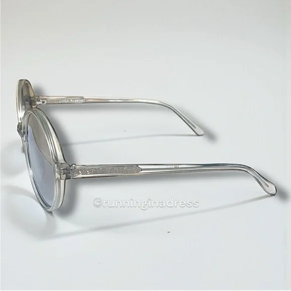 NWT Linda Farrow Lux Oversized Round
Sunglasses In White Gold Truffle Platinum Baret Sunglasses in White 22K Gold | LINDA FARROW Luxury Eyewear main image 3